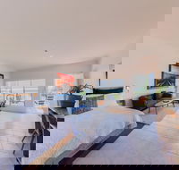 COAST Motel  Apartments - Accommodation in Surfers Paradise