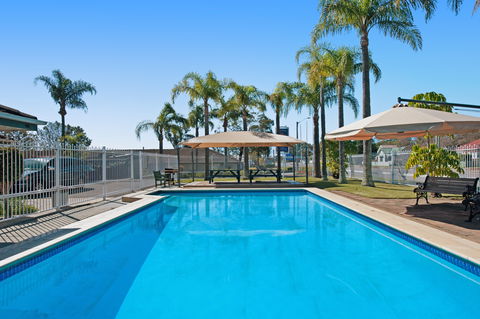 Colonial Terrace Motor Inn And Terrace Brasserie - Accommodation in Surfers Paradise 1