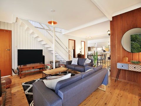 Hudson Bay At Basin View - Accommodation in Surfers Paradise 1