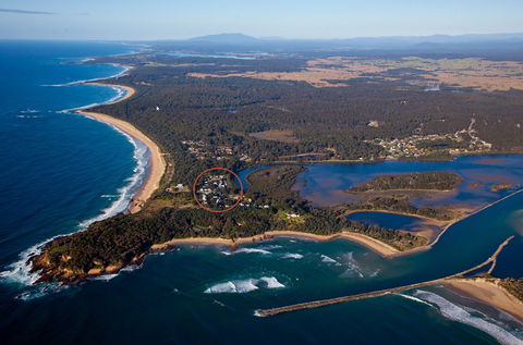 Moruya South Heads Beach Cabin - Accommodation in Surfers Paradise 0