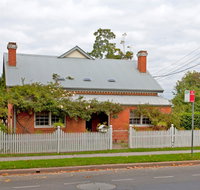 Rose Cottage - Accommodation in Surfers Paradise