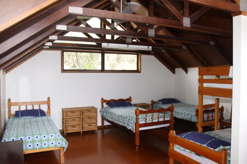 Salty Towers - Accommodation in Surfers Paradise 2