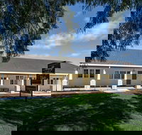 Albany Holiday Units - Accommodation in Surfers Paradise