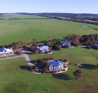 Bear Gully Coastal Cottages