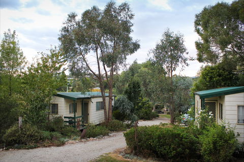 Beechworth Cabins - Accommodation in Surfers Paradise 0
