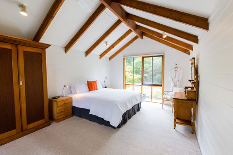Braeside Mount Macedon Country Retreat - Accommodation in Surfers Paradise 1