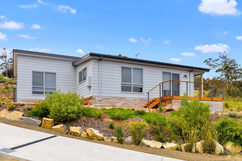 Chill Tasmania - Accommodation in Surfers Paradise 1