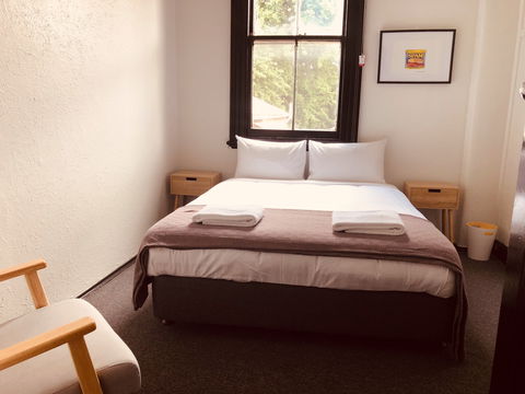 Empire Hotel Beechworth - Accommodation in Surfers Paradise 1