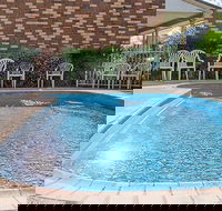 Highway Inn Motel - Accommodation in Surfers Paradise
