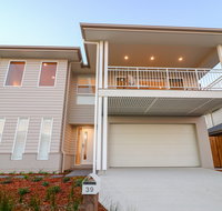 Illaroo at Catherine Hill Bay - Accommodation in Surfers Paradise