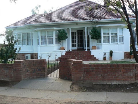 Poets On Mertin - Accommodation in Surfers Paradise 1