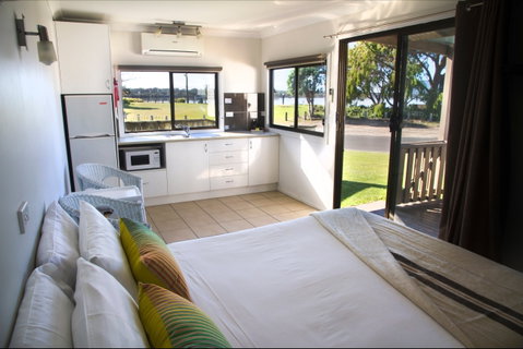 South Coast Retreat - Accommodation in Surfers Paradise 2