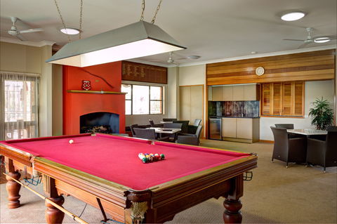 Vacation Village - Accommodation in Surfers Paradise 2