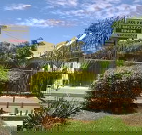 Warren Motor Inn - Accommodation in Surfers Paradise