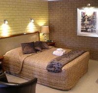 Estelle Kramer Motor Inn - Accommodation in Surfers Paradise
