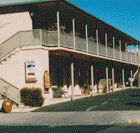 New England Motor Inn - Accommodation in Surfers Paradise