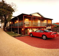 The Terrace Bed  Breakfast - Accommodation in Surfers Paradise
