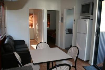 Riverside Cabin Park - Accommodation in Surfers Paradise 4