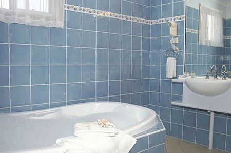 Berrara Beach Holiday Chalets - Accommodation in Surfers Paradise 2