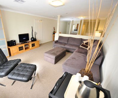 Breakwater Bed And Breakfast - Accommodation in Surfers Paradise 0