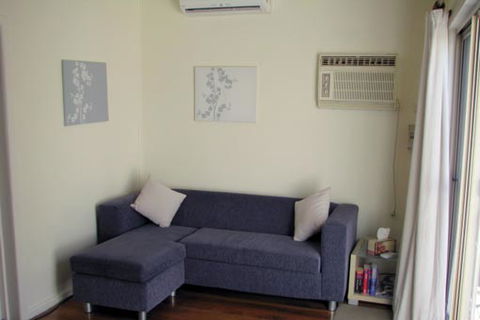San Remo Holiday House - Accommodation in Surfers Paradise 1