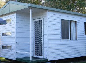 Caseys Beach Holiday & Lifestyle Village - Accommodation in Surfers Paradise 0