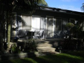 Caseys Beach Holiday & Lifestyle Village - Accommodation in Surfers Paradise 1