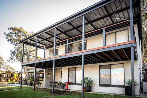 58 Pelican Point Via Morgan - Accommodation in Surfers Paradise 1