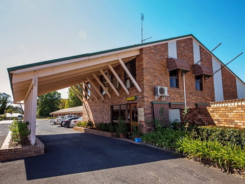 All Travellers Motor Inn - Accommodation in Surfers Paradise 2