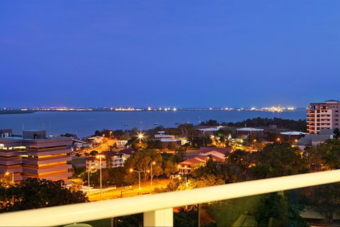 Beachlife Sands 3 Bedroom Harbour View Apartment - Accommodation in Surfers Paradise 2