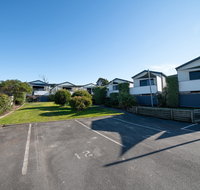 Bridport Beach Cottages - Accommodation in Surfers Paradise