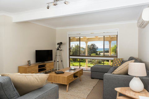 Casa Moana - Accommodation in Surfers Paradise 1