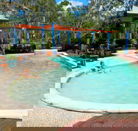 Colonial Village Cabins Camping and Tours - Accommodation in Surfers Paradise