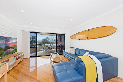 Dolphin Cove  North Haven - Accommodation in Surfers Paradise 0