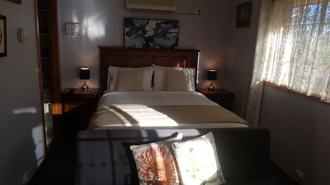 Factory Lane Bed & Breakfast - Accommodation in Surfers Paradise 1