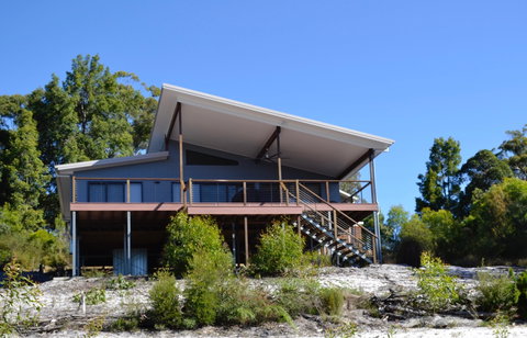 Kokomo At Kingfisher Bay - Accommodation in Surfers Paradise 0