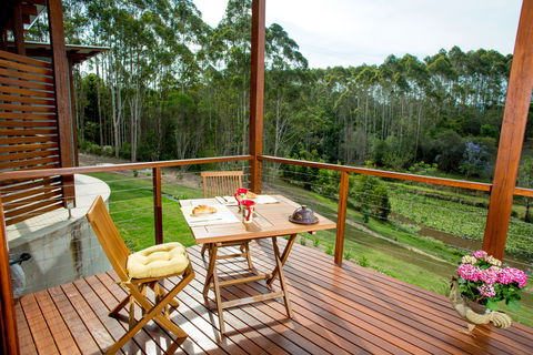 Lilypad Luxury Cabins - Accommodation in Surfers Paradise 1