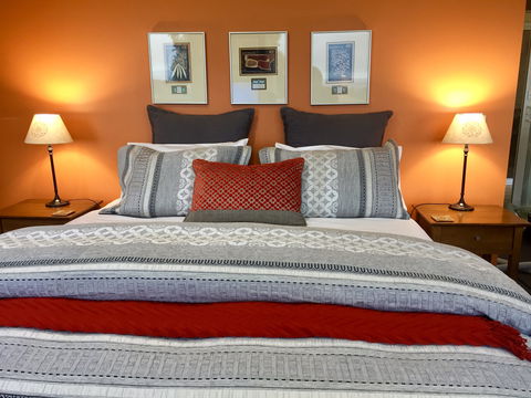 Llarrinda Bed & Breakfast - Accommodation in Surfers Paradise 1