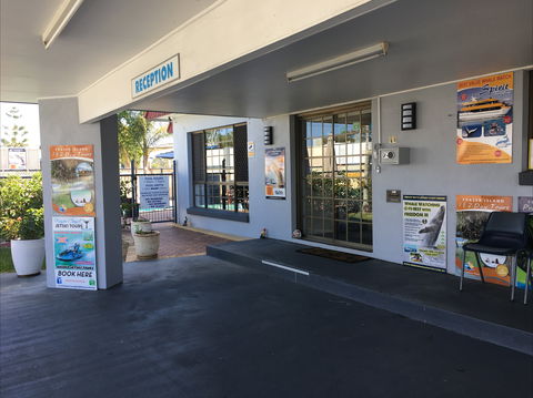 Main Street Motel Hervey Bay - Accommodation in Surfers Paradise 0
