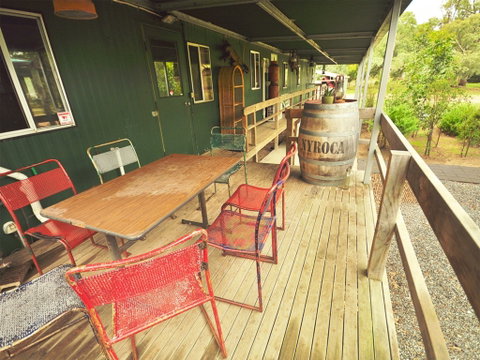 Nyroca Campsite & Group Accommodation - Accommodation in Surfers Paradise 1