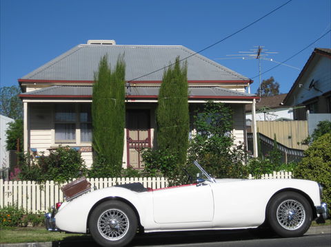 Peel Cottage - Accommodation in Surfers Paradise 0
