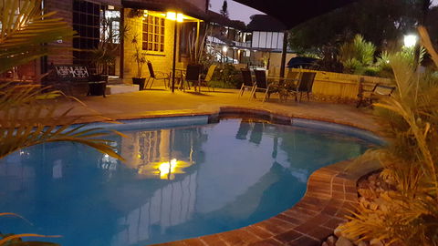 Shakespeare Motel - Accommodation in Surfers Paradise 2