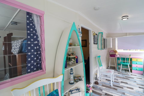 The Broken Oar - Accommodation in Surfers Paradise 1