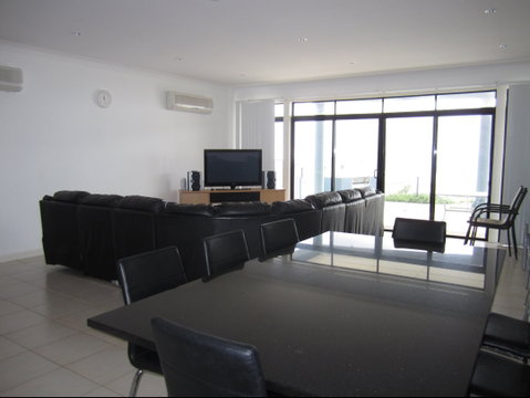 The Waterfront Starfish - Accommodation in Surfers Paradise 0