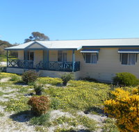 At the Beach - Accommodation in Surfers Paradise