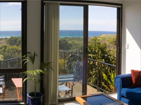 Beachfront Apartments Narooma - Accommodation in Surfers Paradise 2