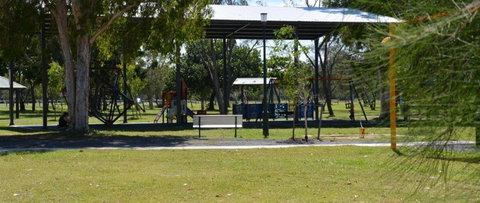 EconoLodge Beachside Motel - Accommodation in Surfers Paradise 2