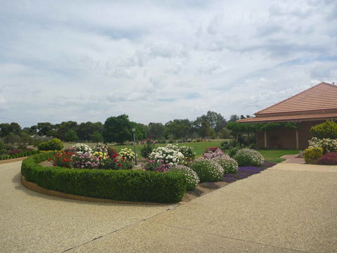 Fairways Bed And  Breakfast At Jerilderie - Accommodation in Surfers Paradise 0