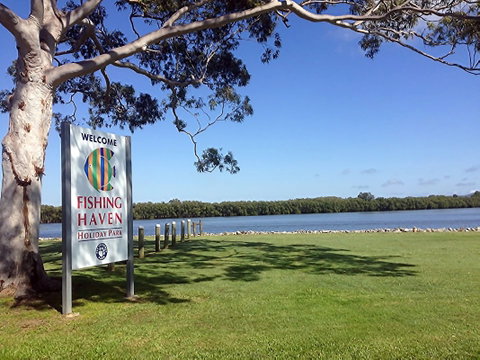 Fishing Haven Holiday Park - Accommodation in Surfers Paradise 0