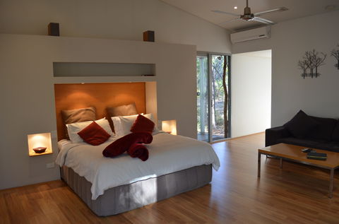 Hidden Valley Forest Retreat - Accommodation in Surfers Paradise 2